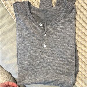 Lulu Lemon grey men’s button up